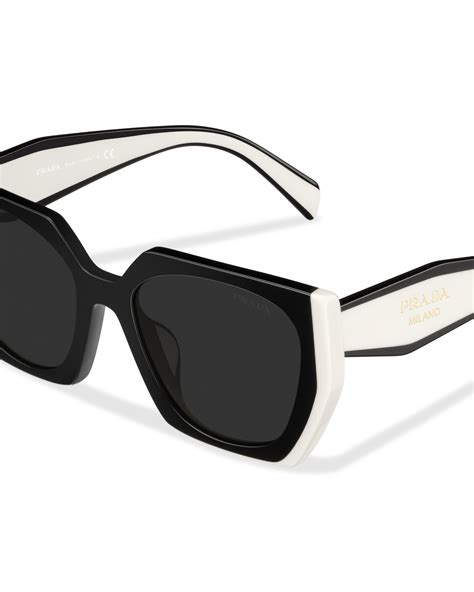 precio de lentes prada|lentes de sol elegantes.